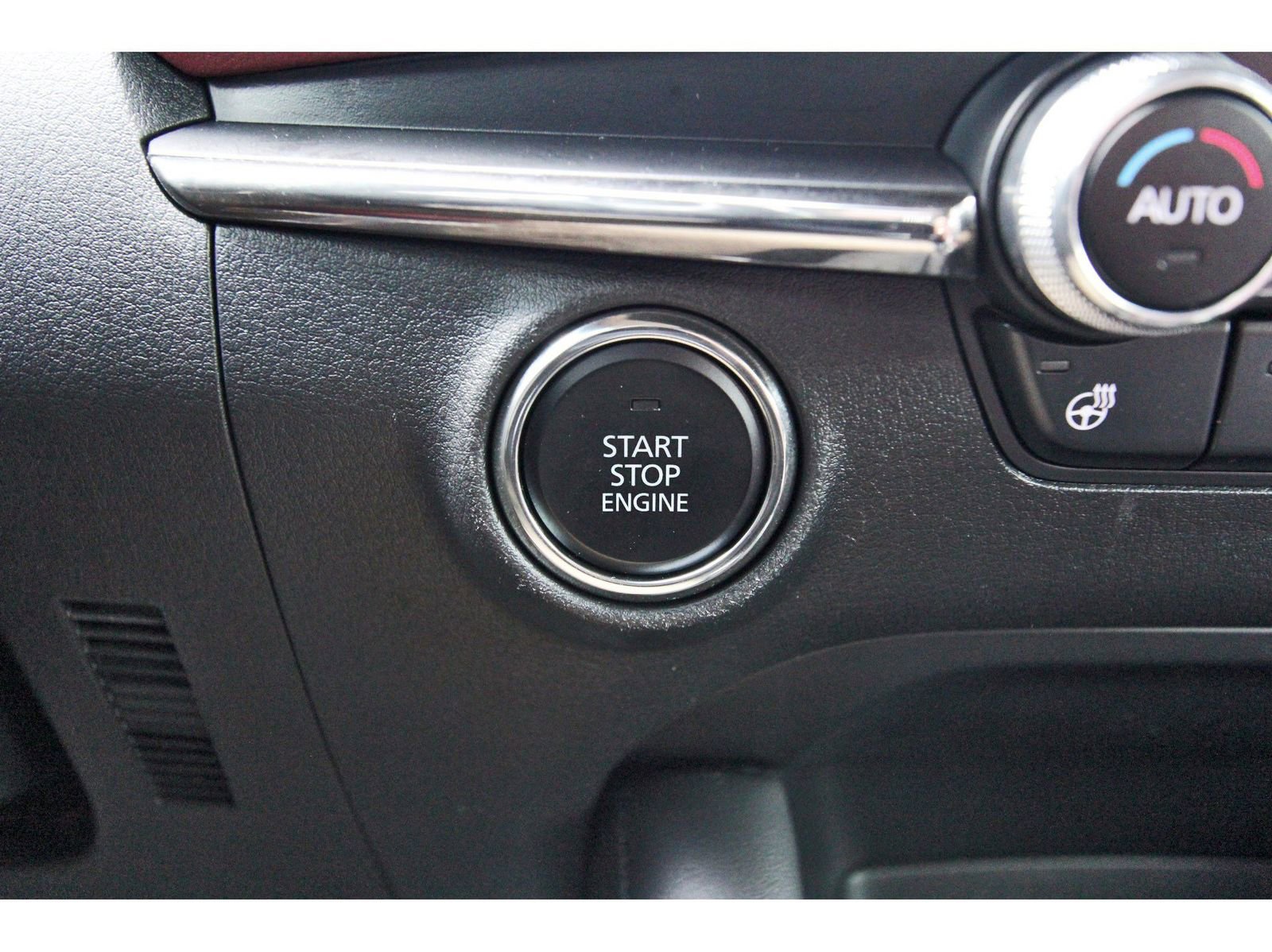 Used 2021 MAZDA MAZDA3 Hatchback w/Premium Plus Pkg AWD/4WD image 20