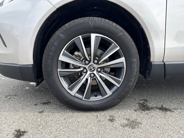 Used 2021 Toyota Venza LE w/ Carpet Mat Package (TMS) AWD/4WD image 31