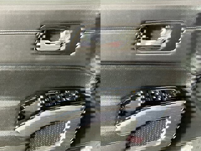 Certified 2023 Nissan Pathfinder SL image 16