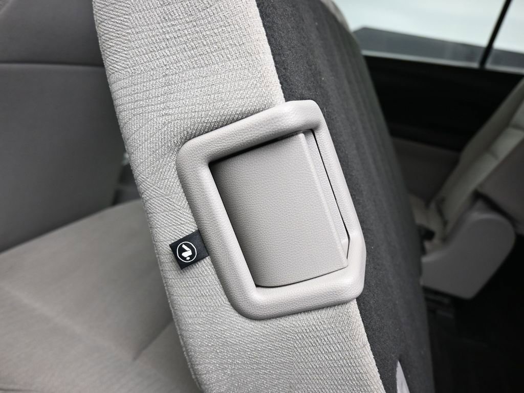 Used 2017 Honda Pilot LX image 33