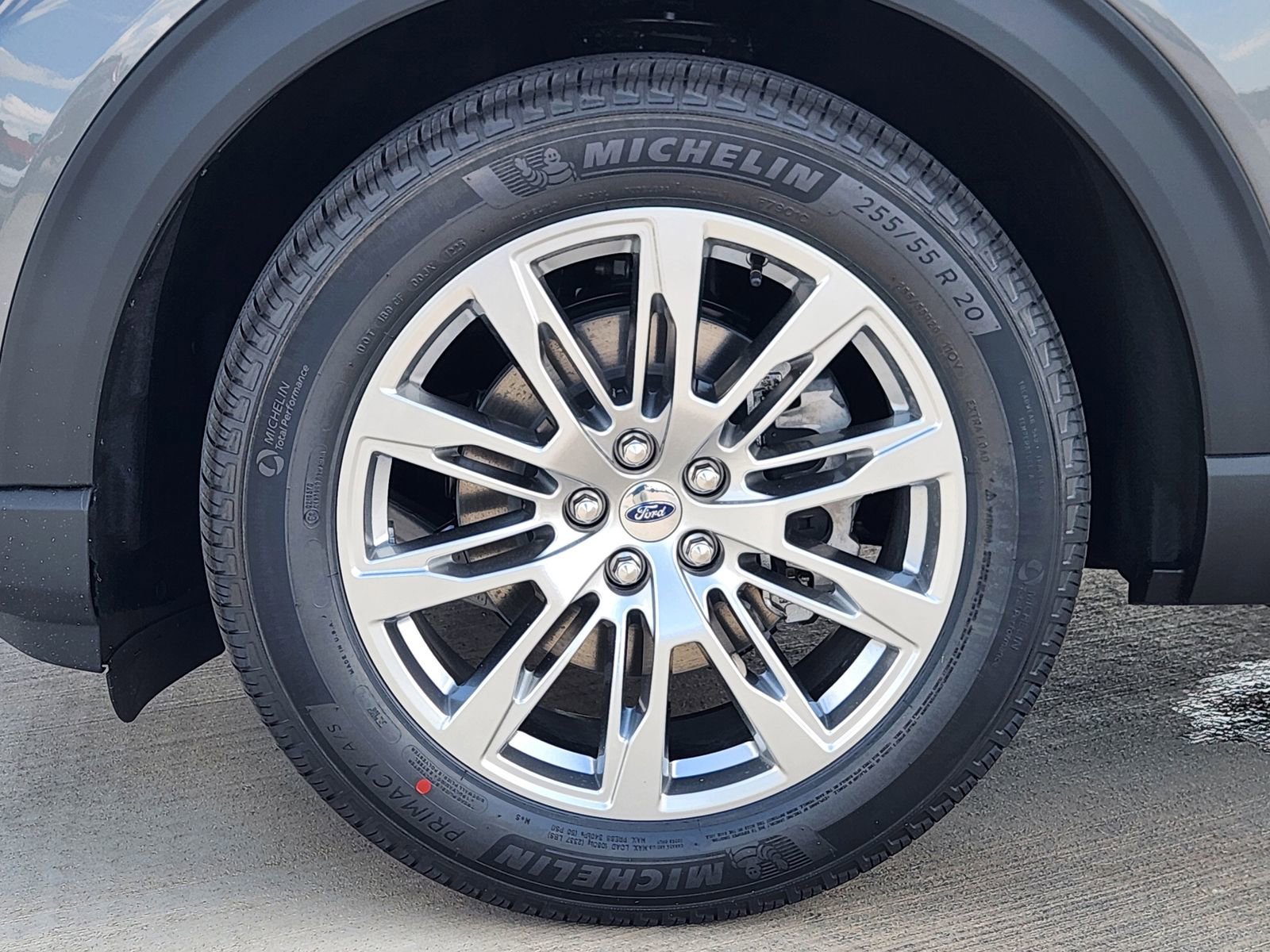 New 2026 Ford Explorer Platinum RWD image 12