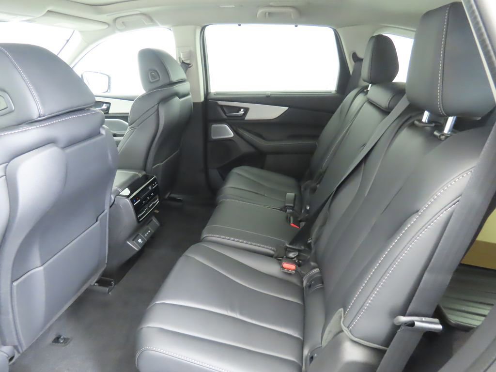Used 2026 Acura MDX FWD w/ Technology Package image 24