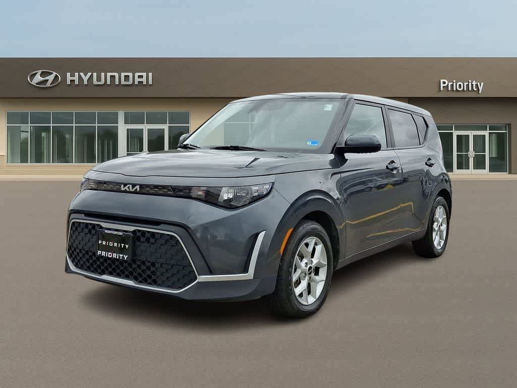 Used 2024 Kia Soul LX w/ Option Group 015