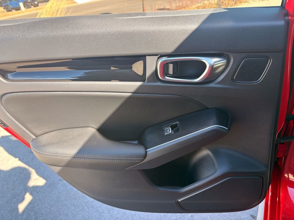 Used 2025 Honda Civic Sport Touring image 28