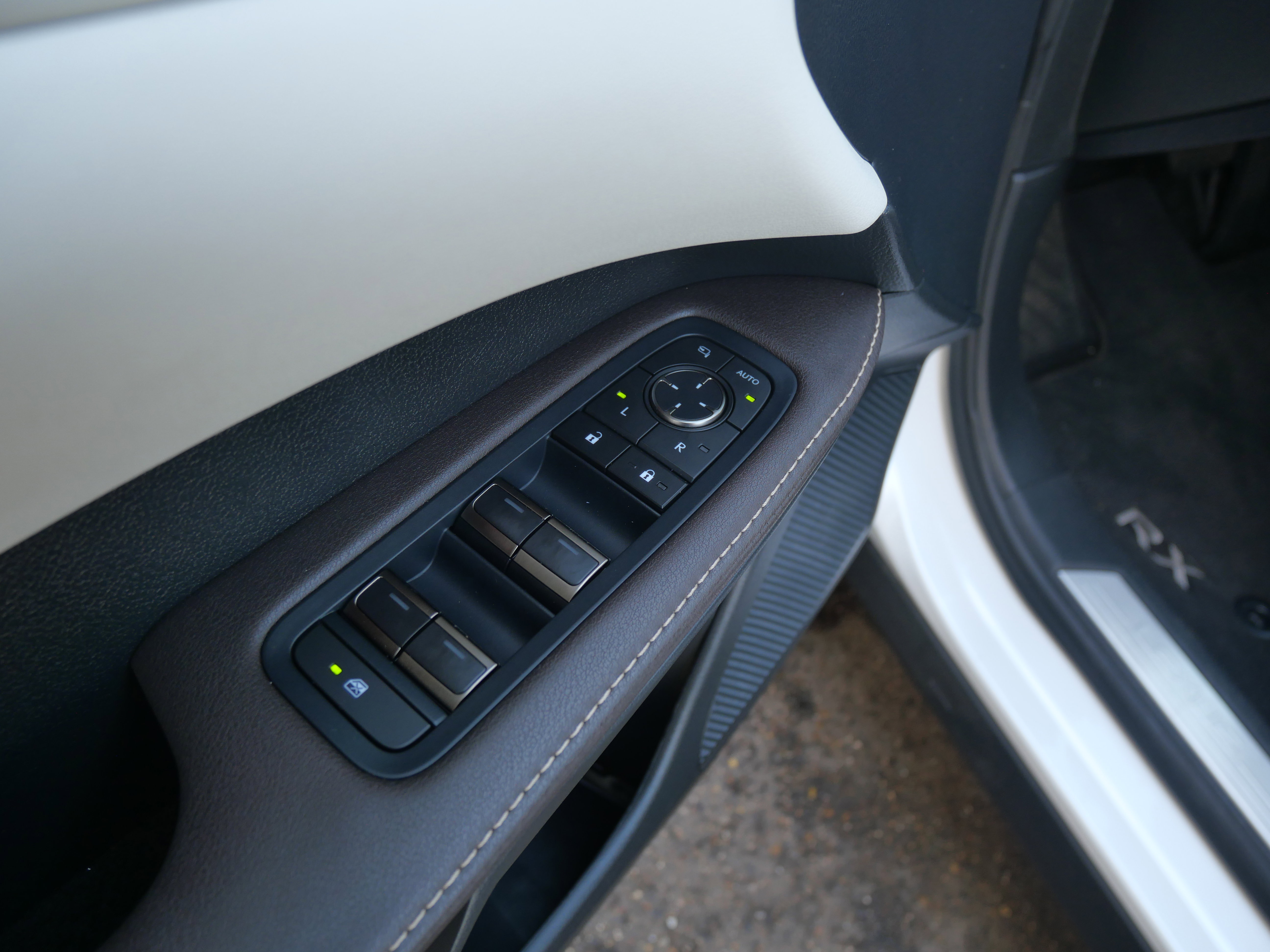 Certified 2024 Lexus RX 350 Premium Plus image 15