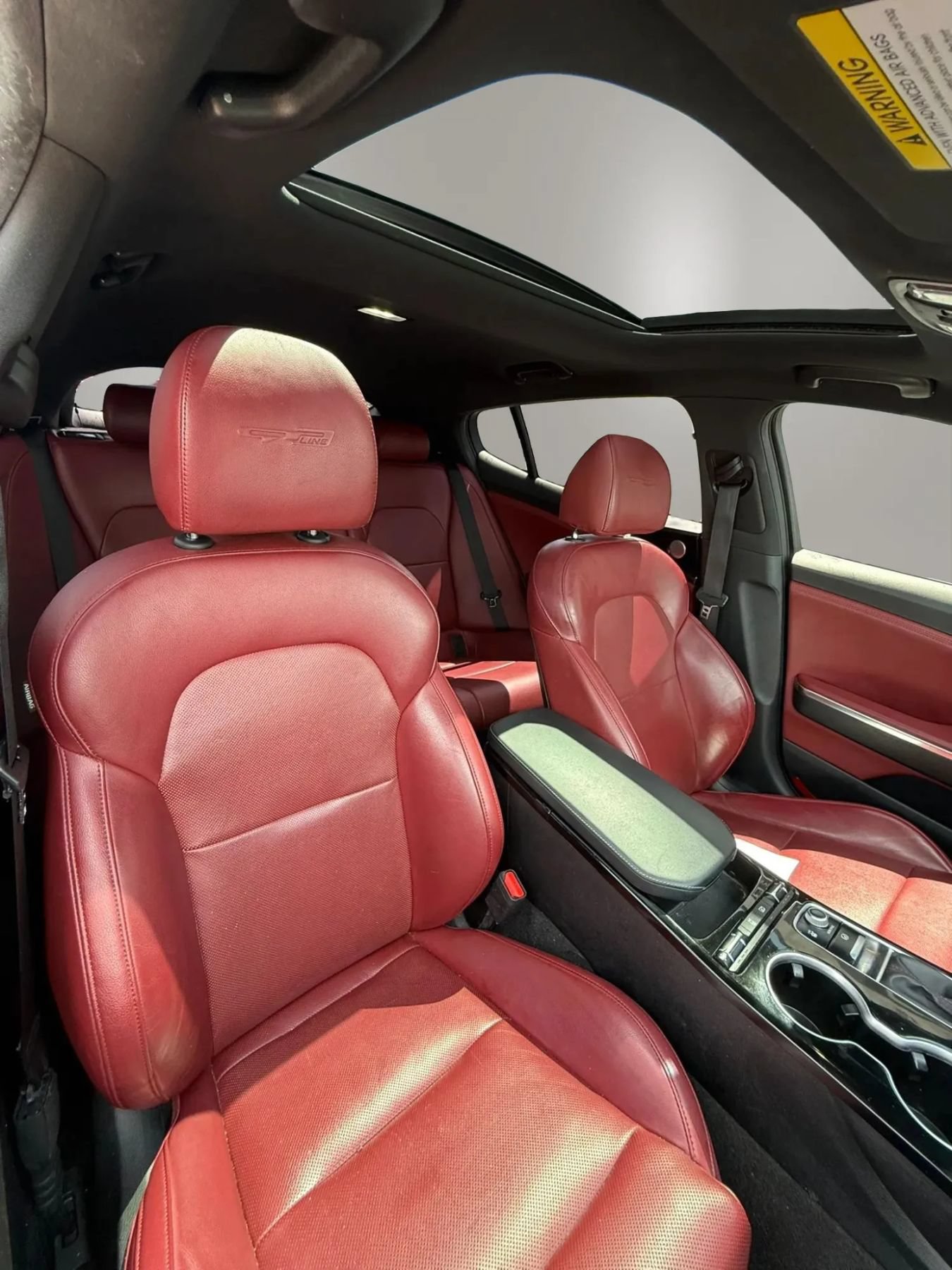 Used 2022 Kia Stinger GT-Line w/ Sun & Sound Package RWD image 10