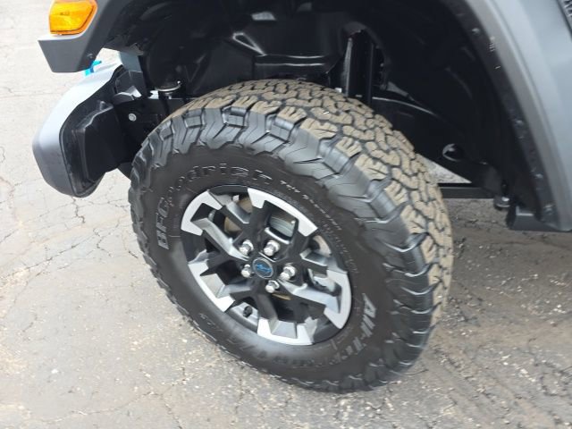 Used 2025 Jeep Wrangler Unlimited Rubicon 4xe w/ Convenience Group AWD/4WD image 58