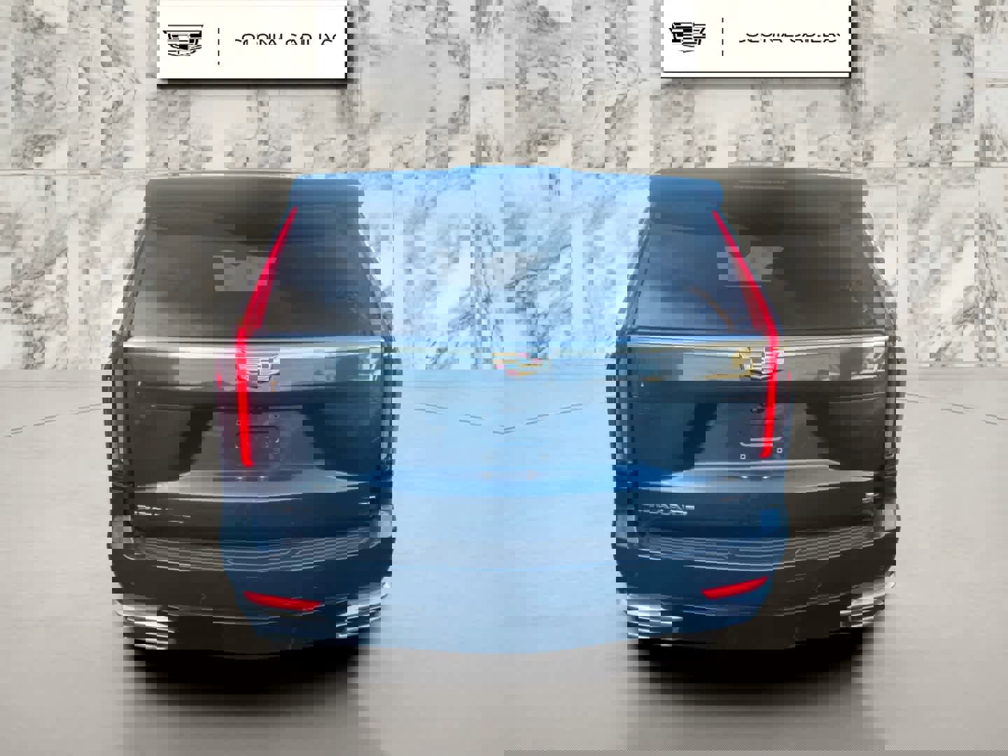 Used 2021 Cadillac Escalade ESV Premium Luxury Platinum image 4