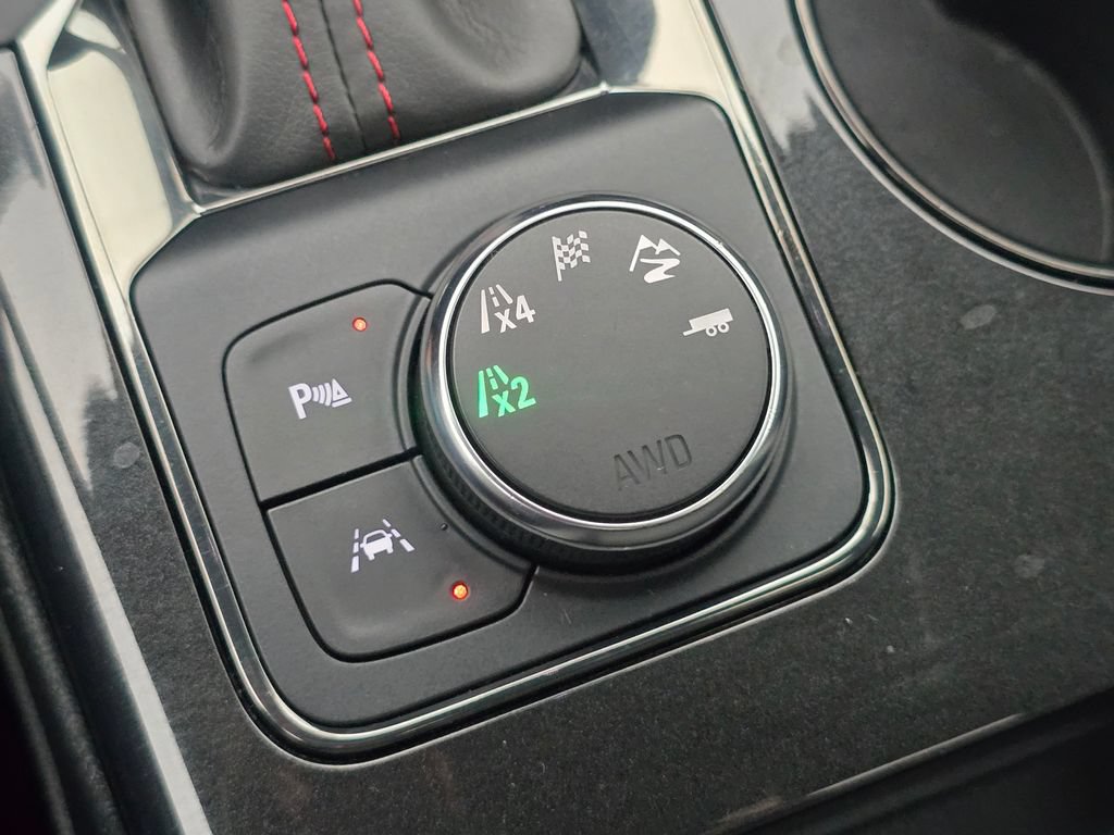 Used 2019 Chevrolet Blazer RS AWD/4WD image 30