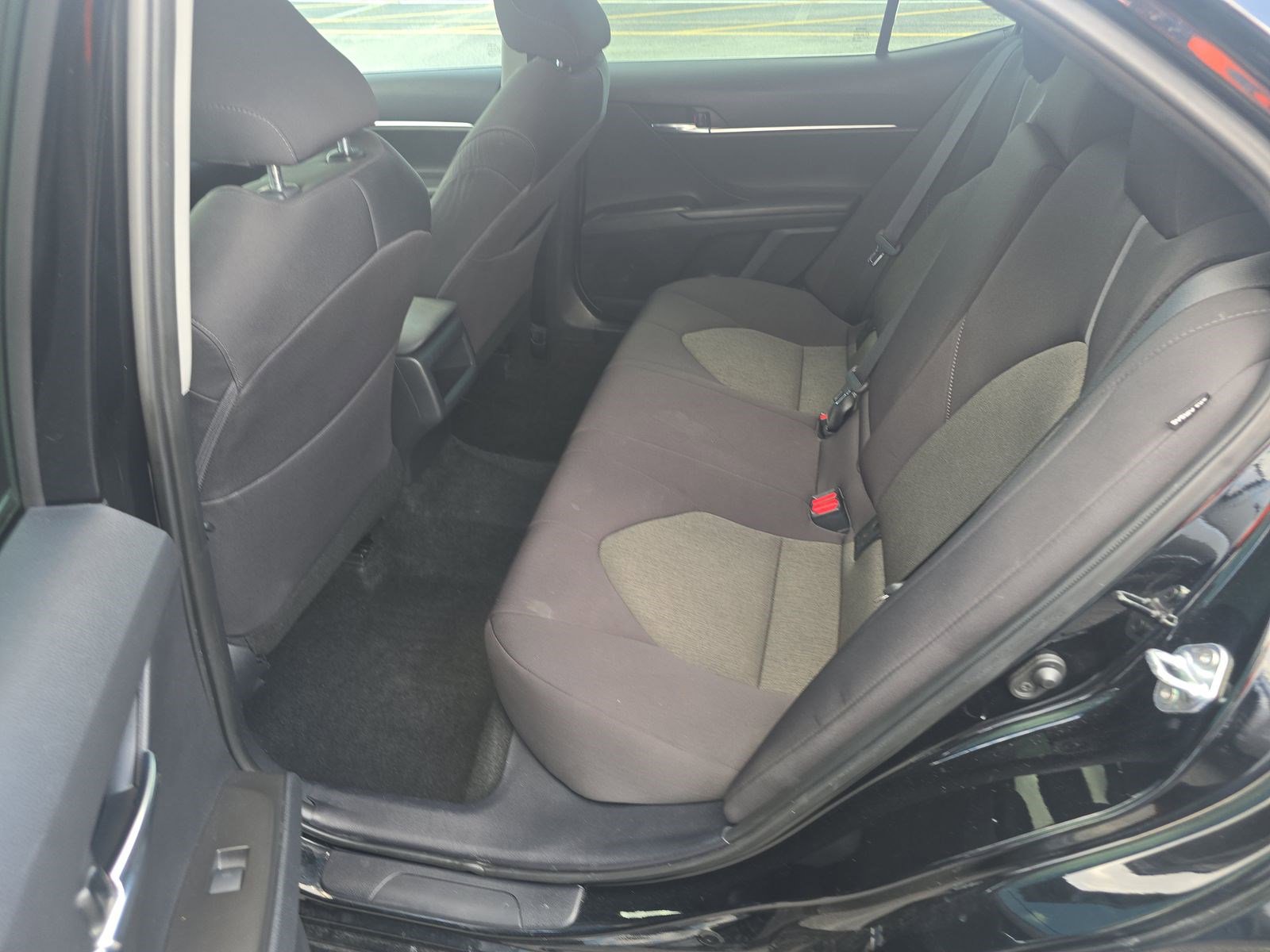 Used 2024 Toyota Camry LE w/ Convenience Package FWD image 16
