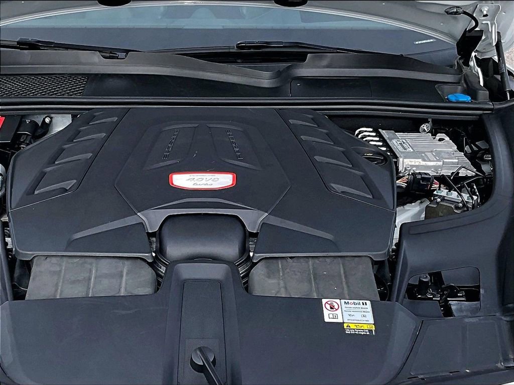 Used 2023 Porsche Cayenne Turbo image 23