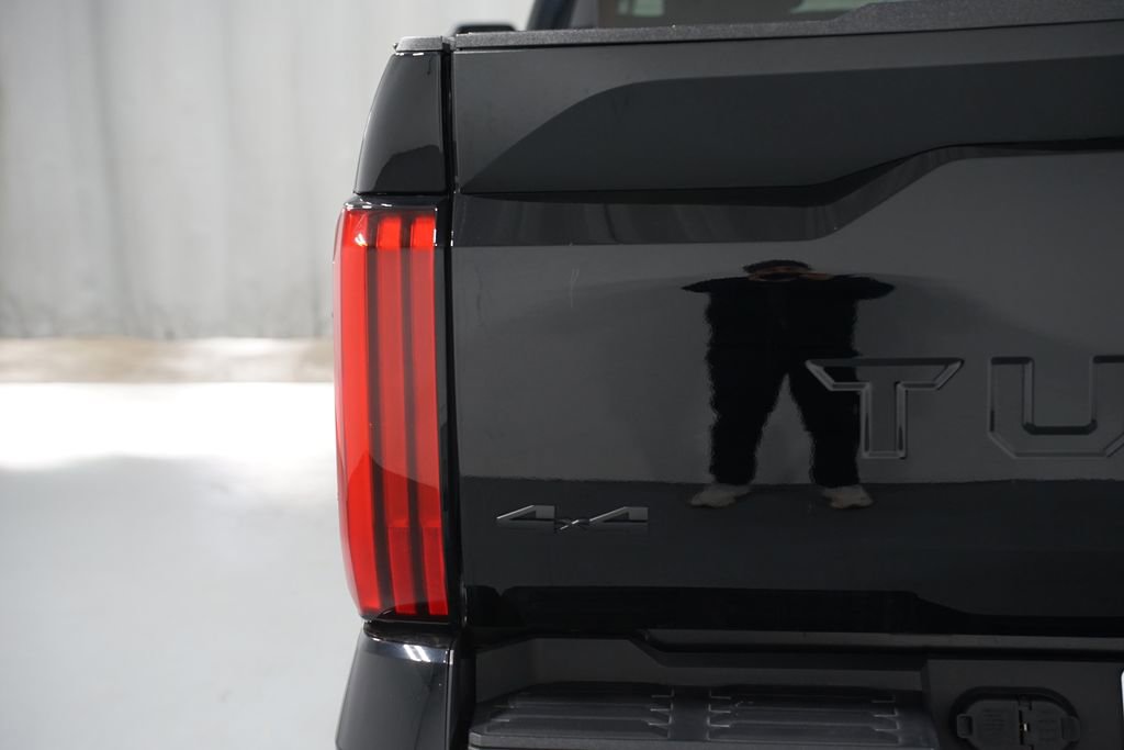 Used 2024 Toyota Tundra SR w/ SR Tow Package image 10