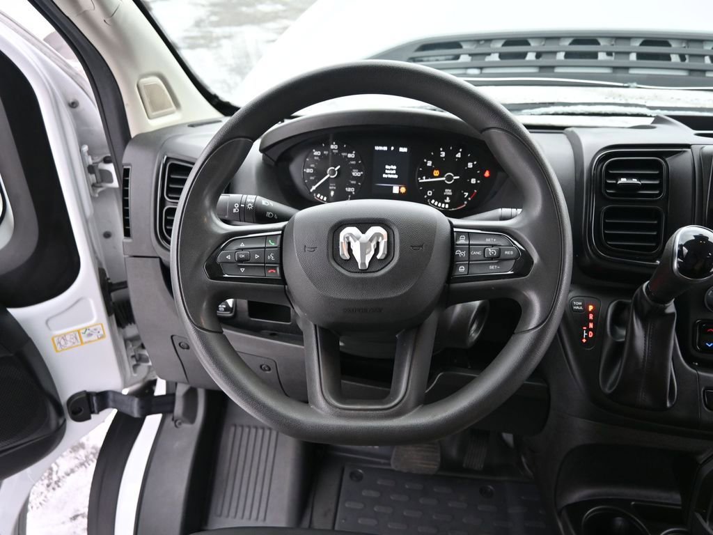 Used 2024 RAM ProMaster 2500 w/ Convenience Group image 29