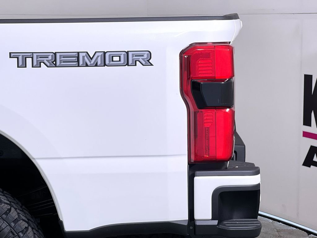 New 2026 Ford F250 Platinum w/ Tremor Off-Road Package image 30