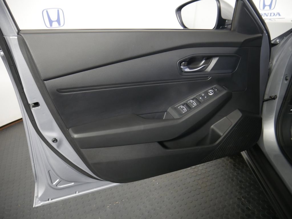 Used 2023 Honda Accord LX image 14