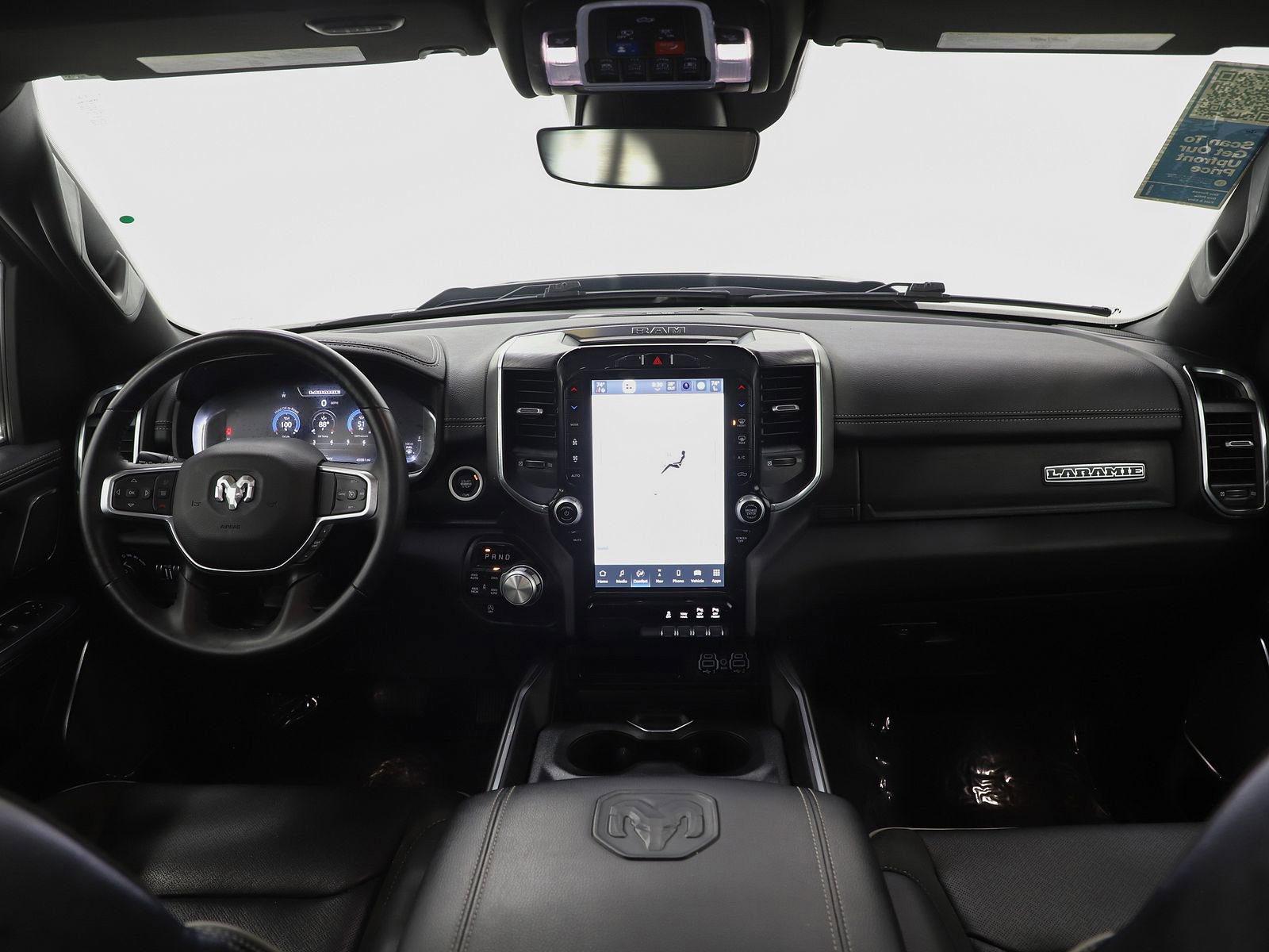 Used 2024 RAM 1500 Laramie image 14