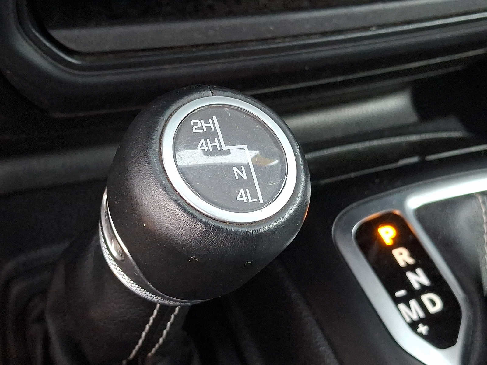 Used 2018 Jeep Wrangler Unlimited Sahara AWD/4WD image 21