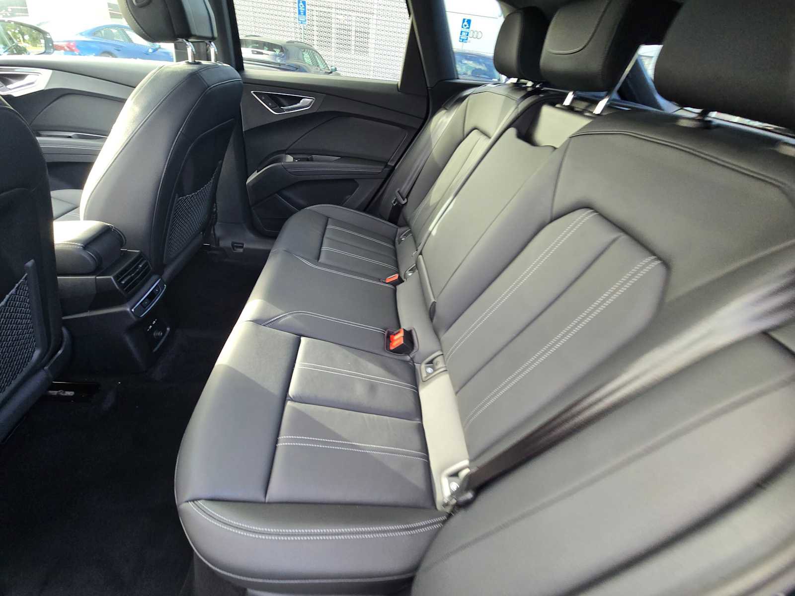 New 2026 Audi Q4 e-tron Premium image 20