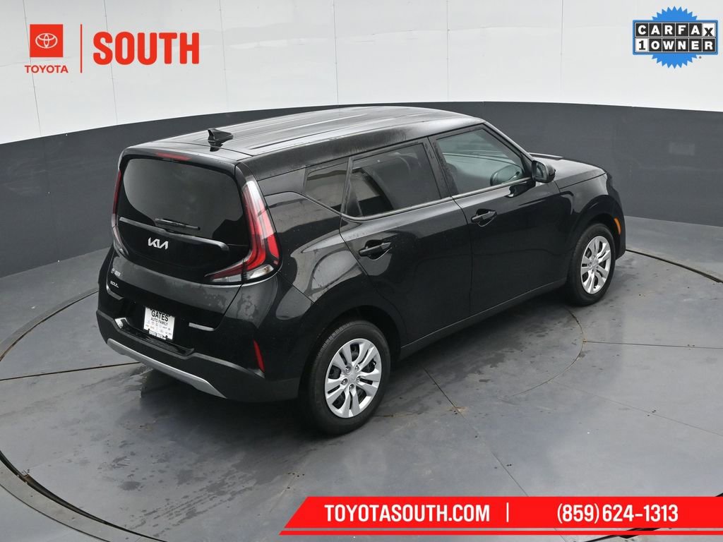 Used 2023 Kia Soul LX image 42