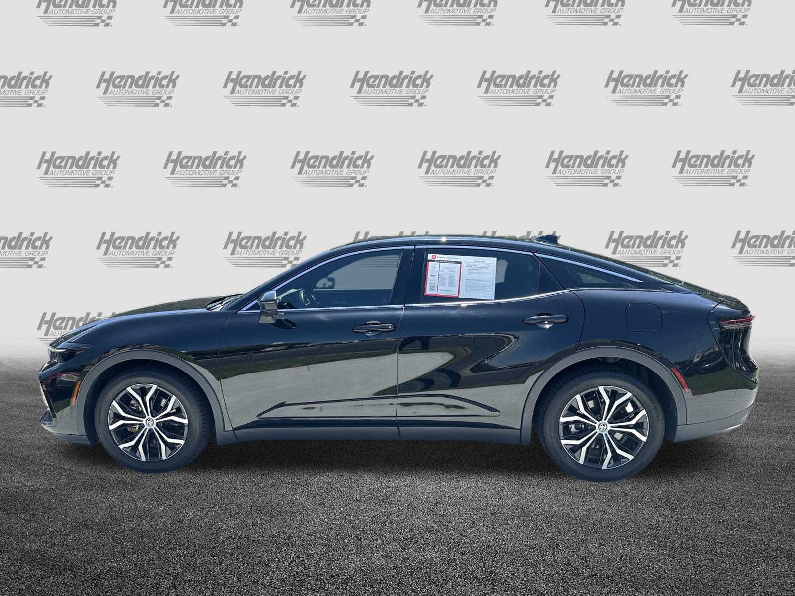 Certified 2023 Toyota Crown AWD/4WD image 7