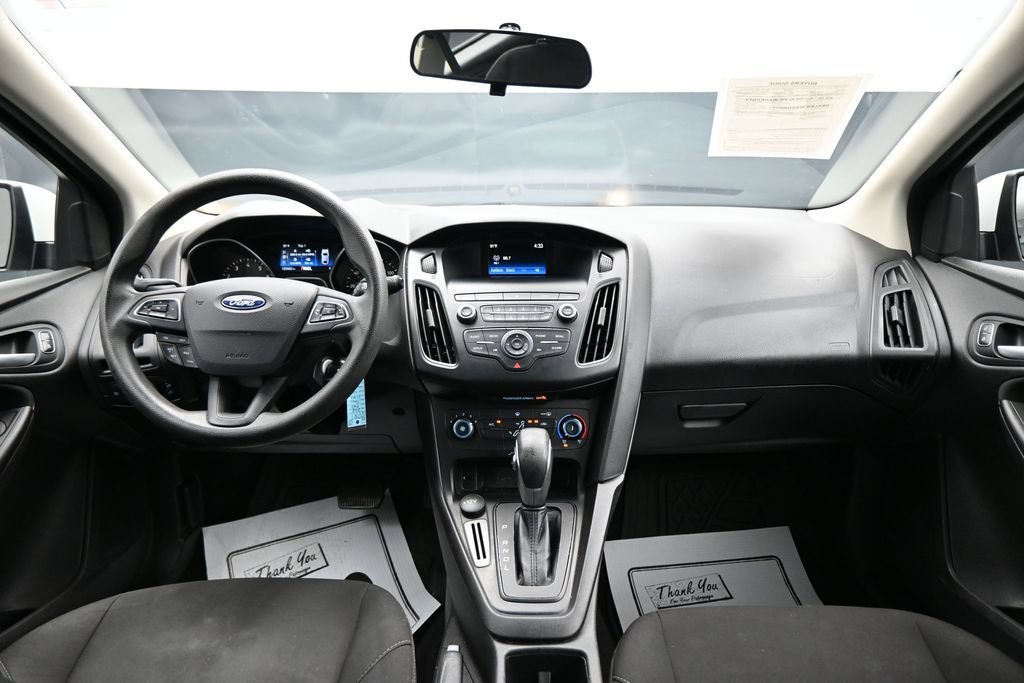 Used 2018 Ford Focus SE FWD image 13