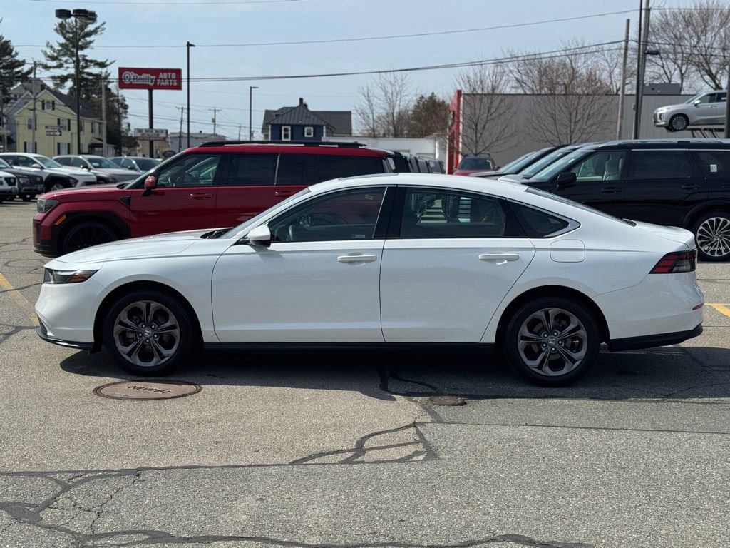Used 2023 Honda Accord EX image 2