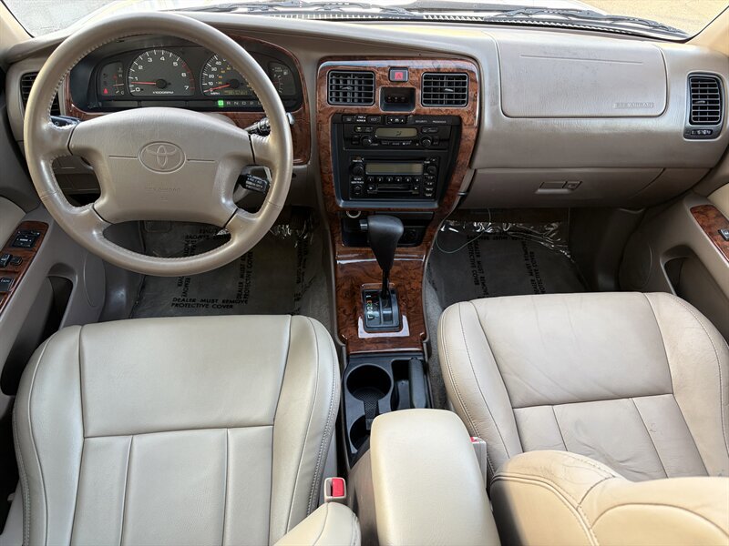 Used 2000 Toyota 4Runner Limited image 27