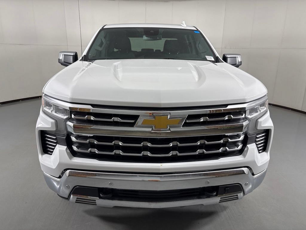 Certified 2023 Chevrolet Silverado 1500 LTZ AWD/4WD image 4