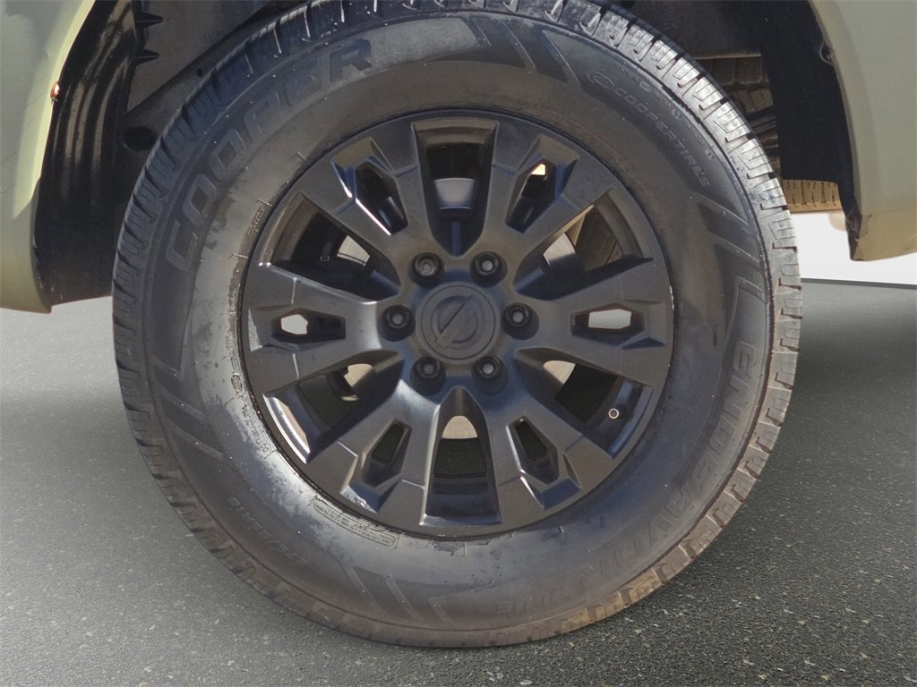 Used 2012 Nissan Titan SV w/ SV Value Truck Pkg image 32