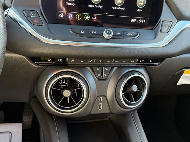 Used 2025 Chevrolet Blazer LT image 21