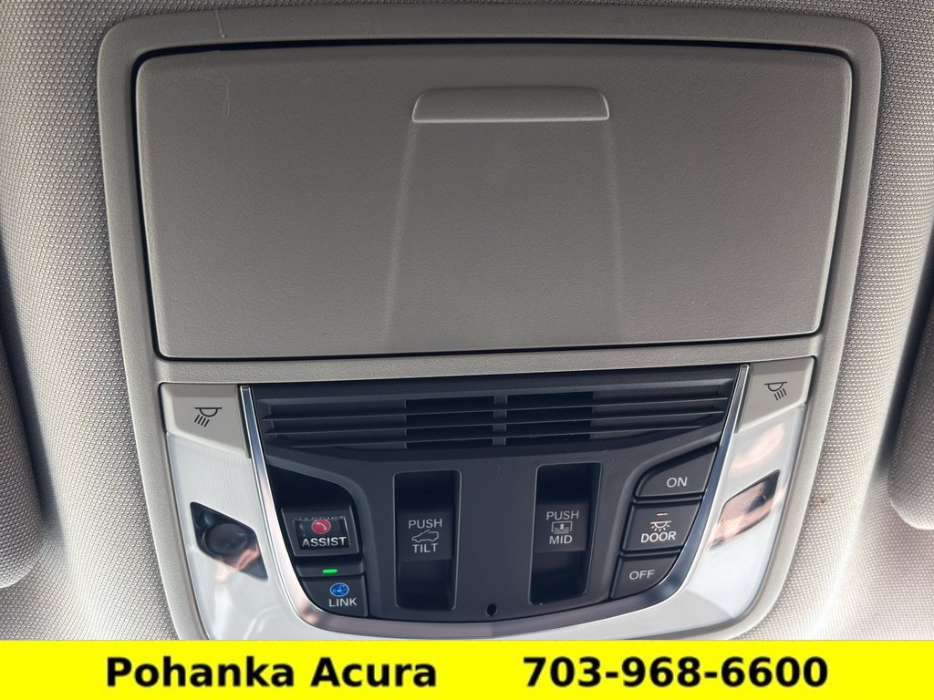 Certified 2024 Acura MDX w/ Technology Package AWD/4WD image 33