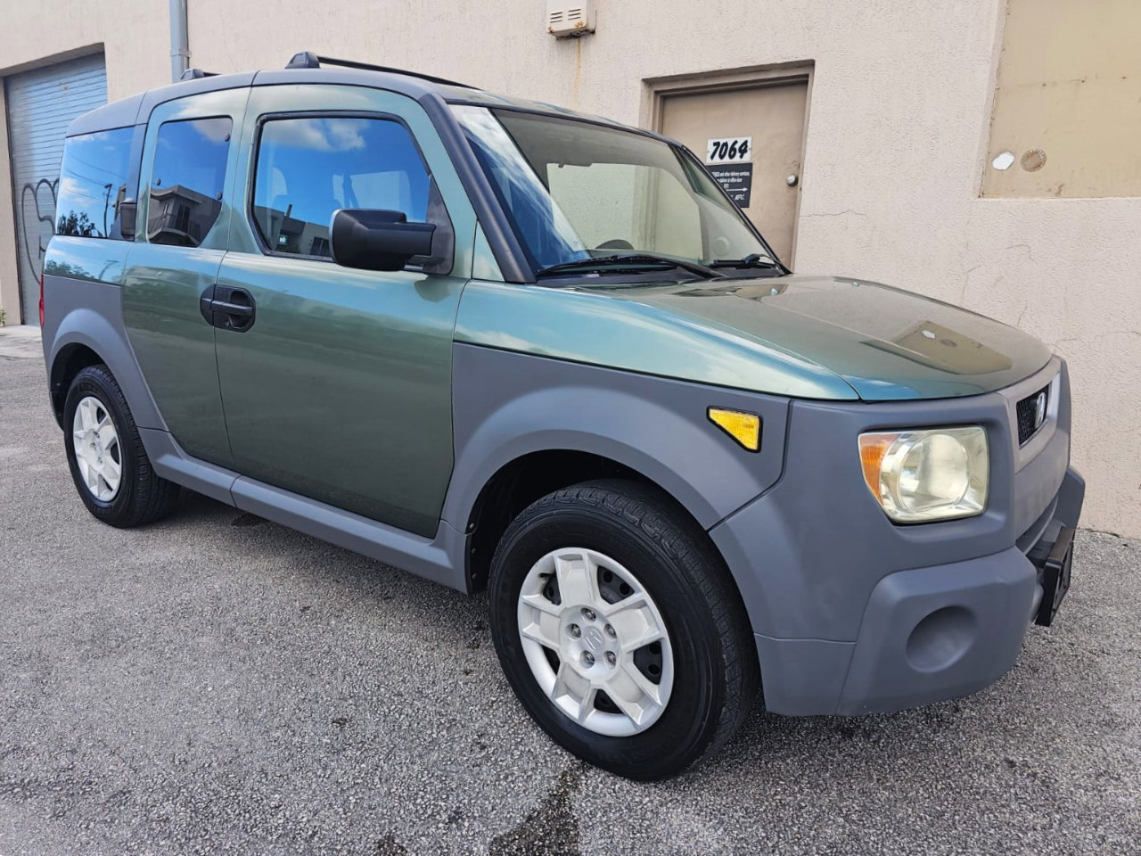 Used 2005 Honda Element LX image 6