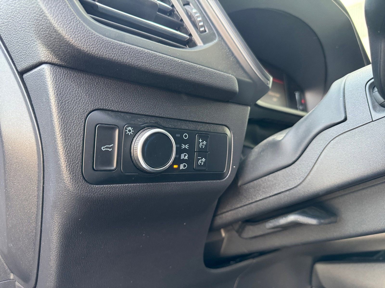 Certified 2024 Ford Escape Active image 19