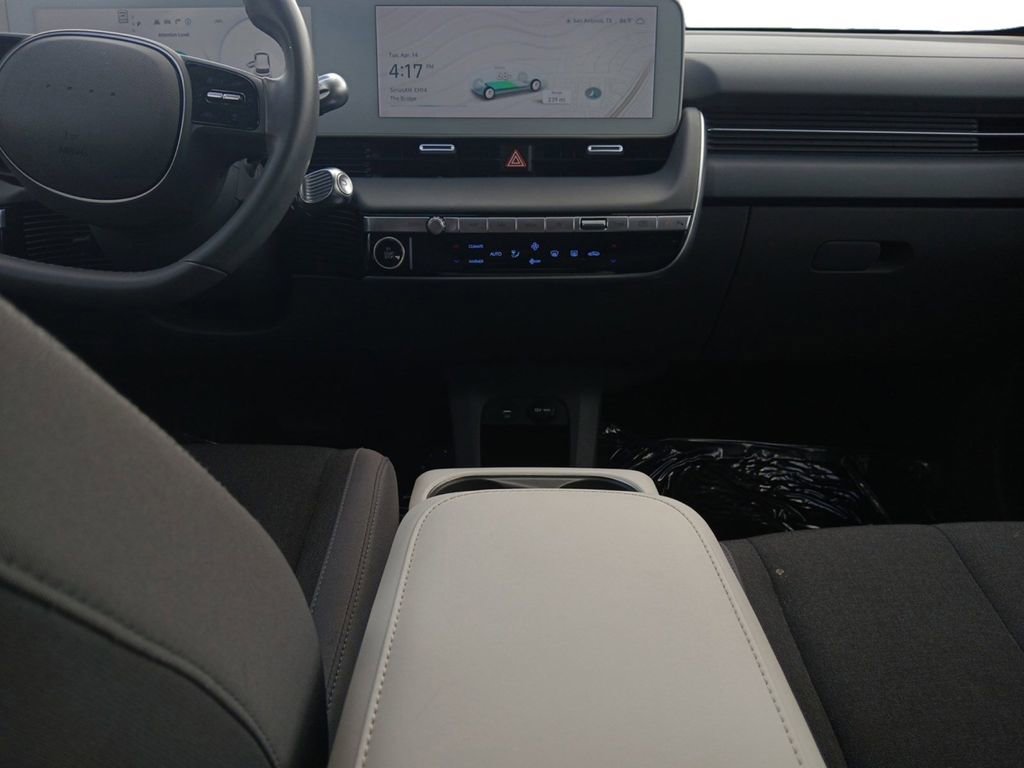 Used 2024 Hyundai Ioniq 5 SE RWD image 11