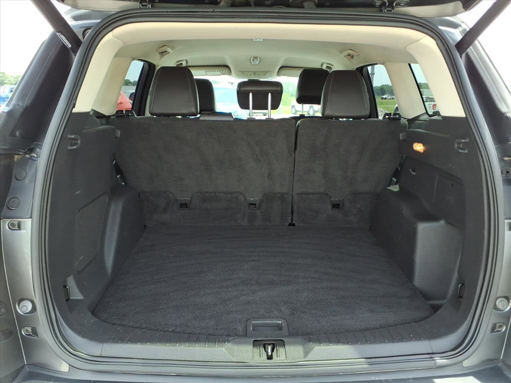 Used 2014 Ford Escape Titanium w/ Equipment Group 401A FWD image 25