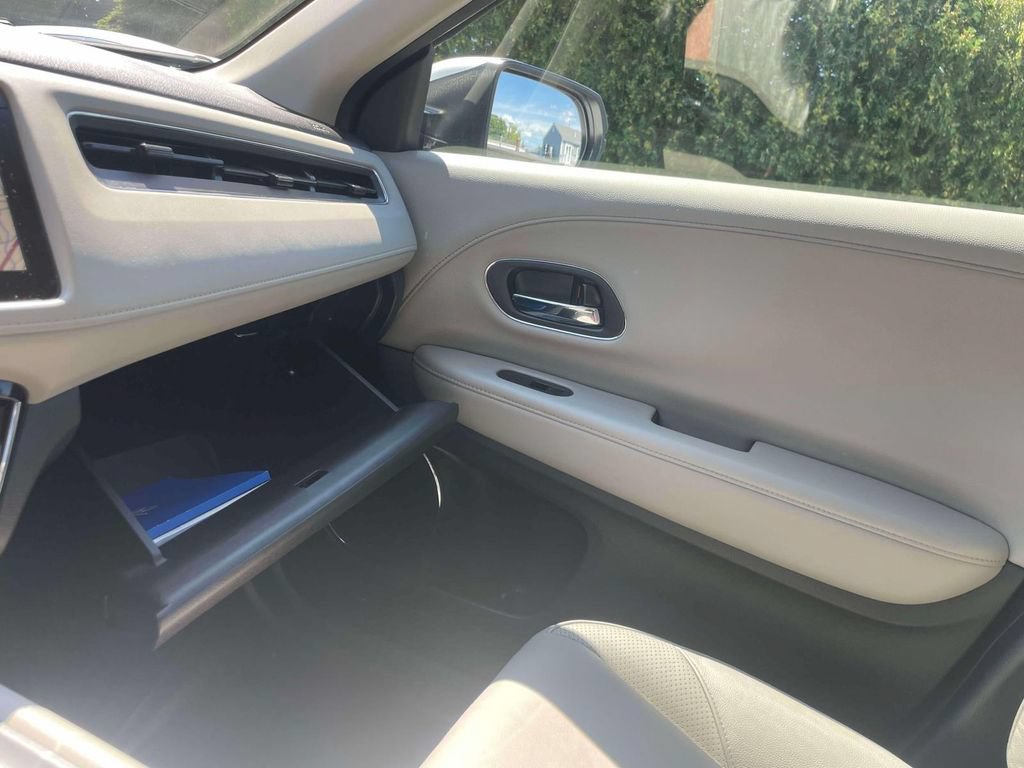 Certified 2018 Honda HR-V EX-L image 33