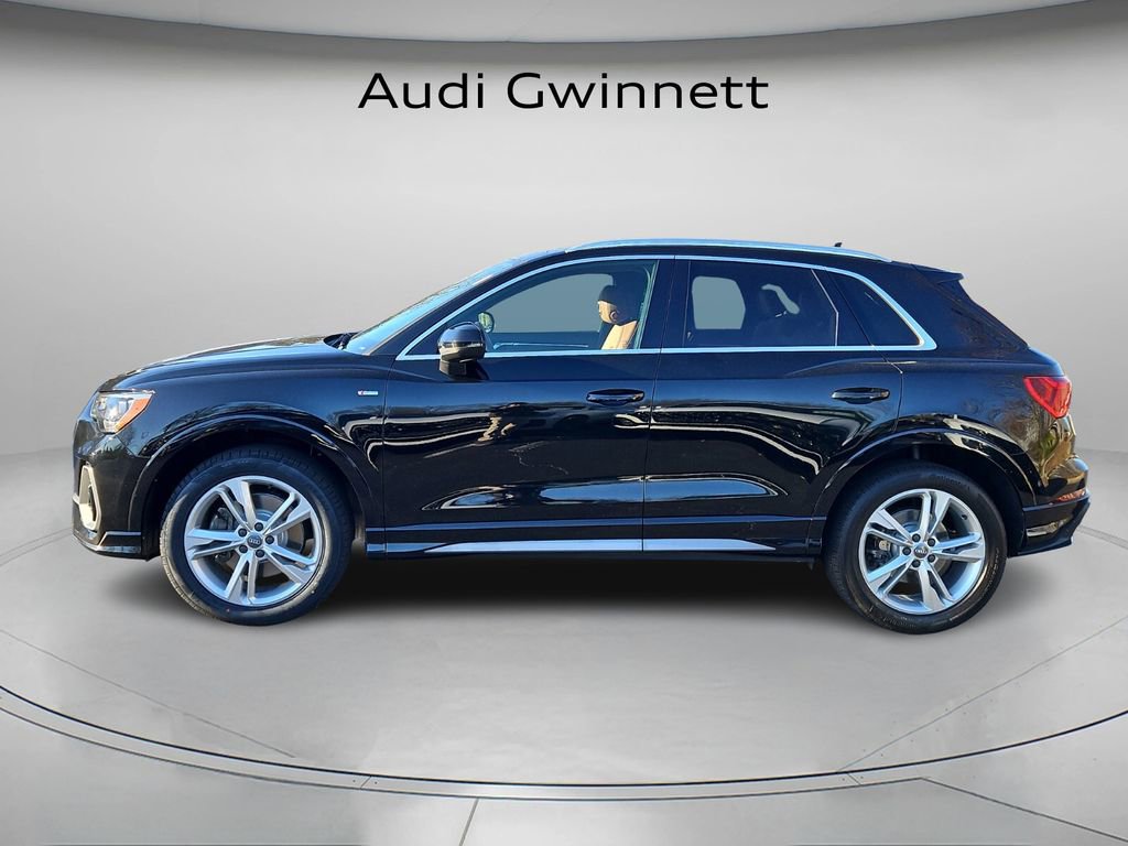 Used 2020 Audi Q3 2.0T Premium image 3