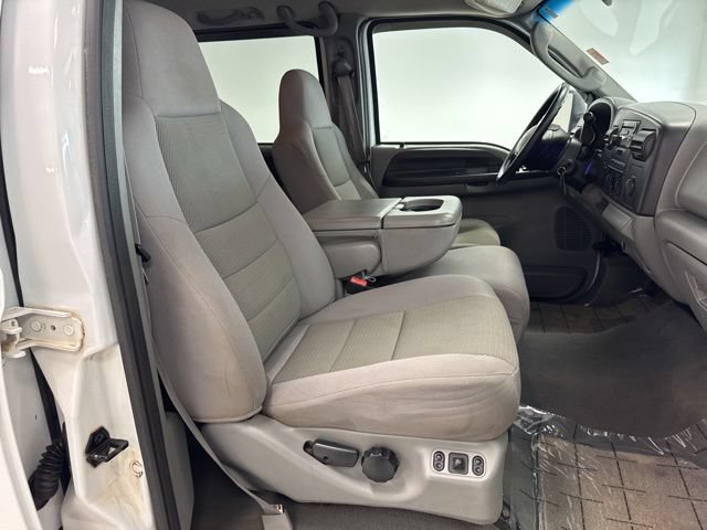 Used 2005 Ford F250 XLT AWD/4WD image 26