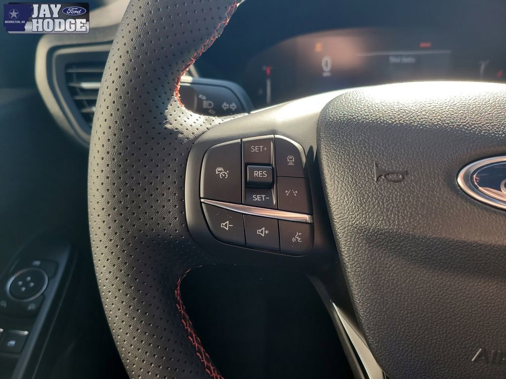 New 2026 Ford Escape ST-Line w/ Tech Pack #1 image 17