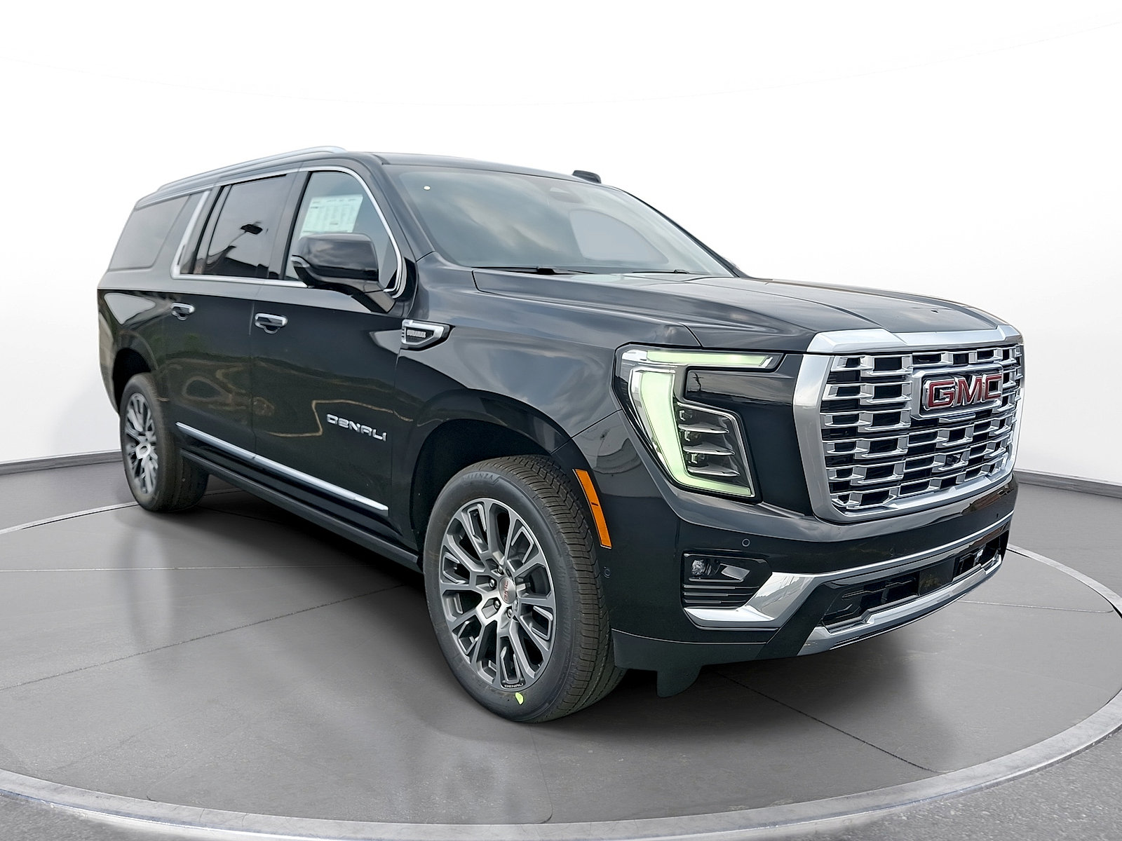 New 2026 GMC Yukon XL Denali w/ Denali Reserve Package AWD/4WD image 1