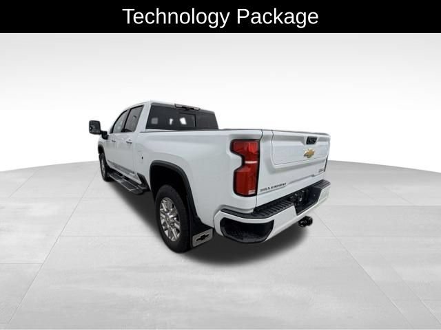 Used 2026 Chevrolet Silverado 3500 High Country w/ High Country Premium Package AWD/4WD image 5