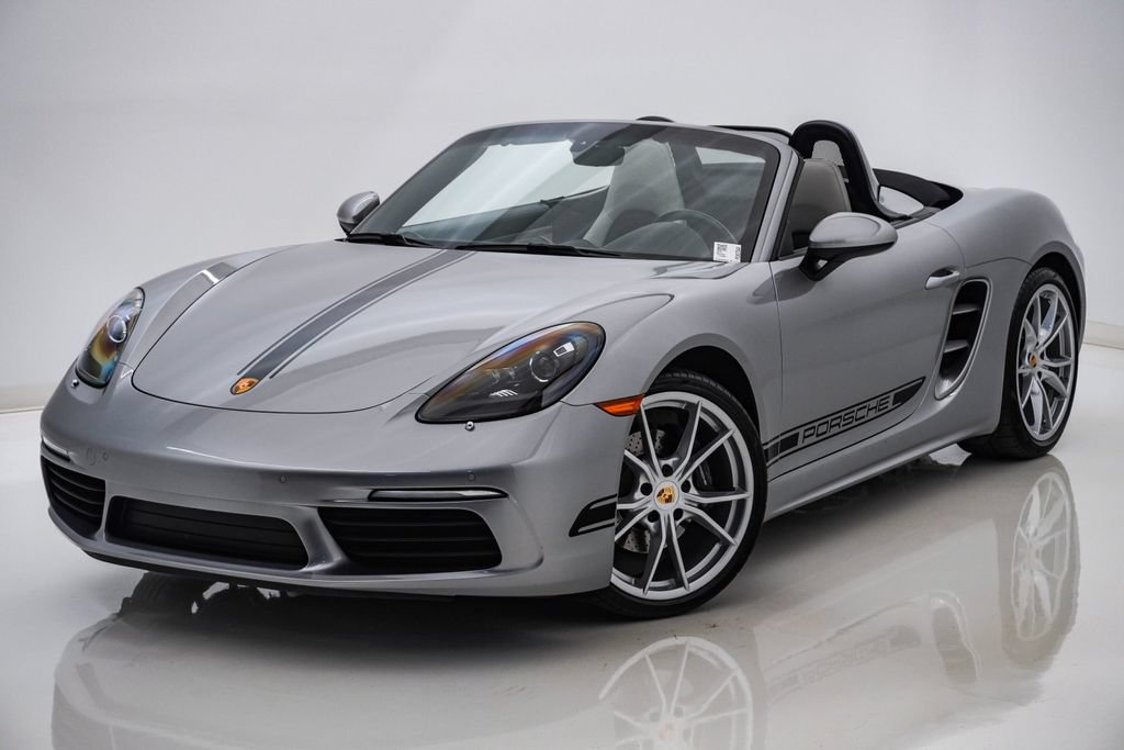 Used 2024 Porsche 718 Boxster RWD image 3