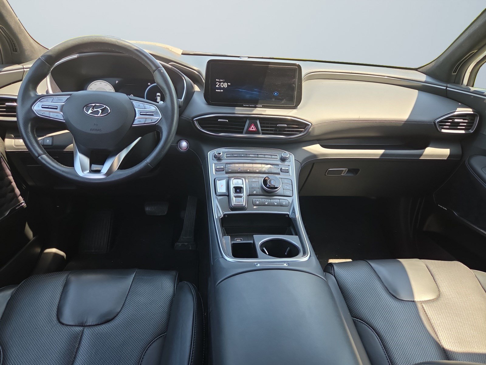 Used 2023 Hyundai Santa Fe Calligraphy AWD/4WD image 11