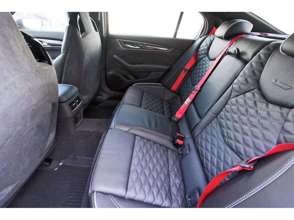 New 2026 Cadillac CT5 V image 7