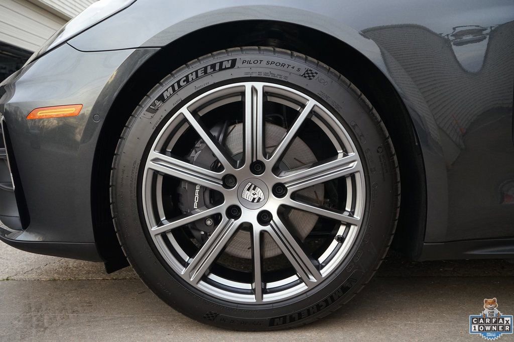 Used 2025 Porsche Panamera 4 image 35