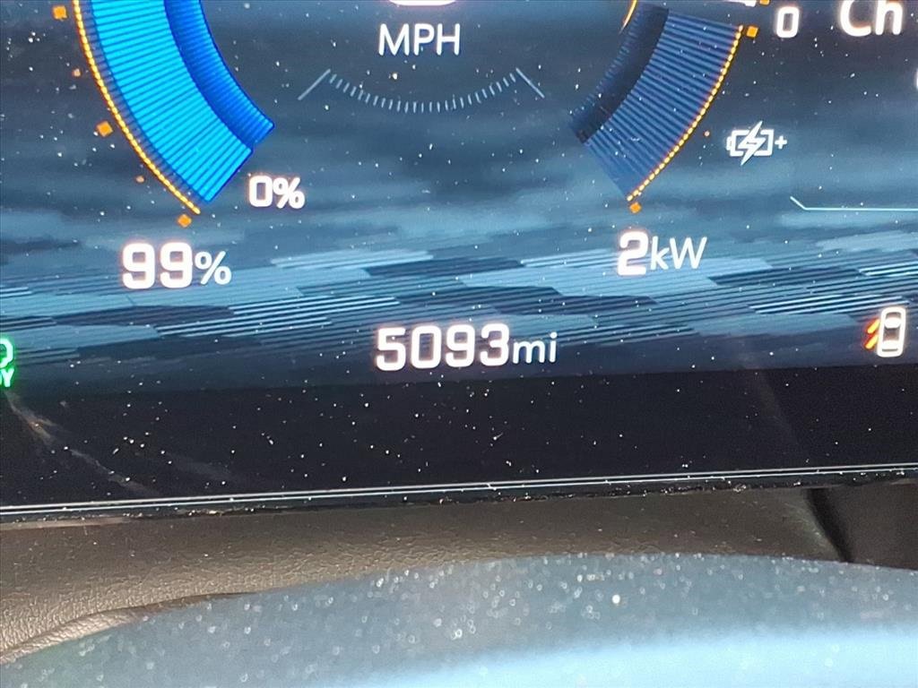 Used 2024 Chevrolet Blazer EV LT image 15