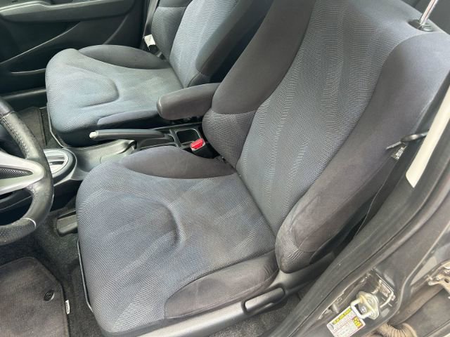 Used 2011 Honda Fit Sport image 8