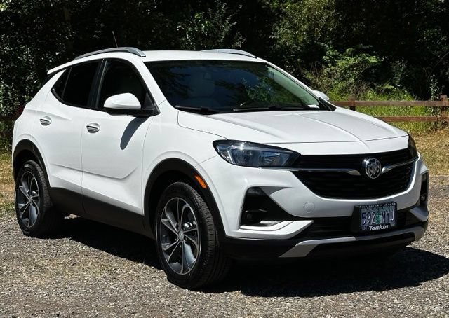Used 2022 Buick Encore GX Select FWD image 2