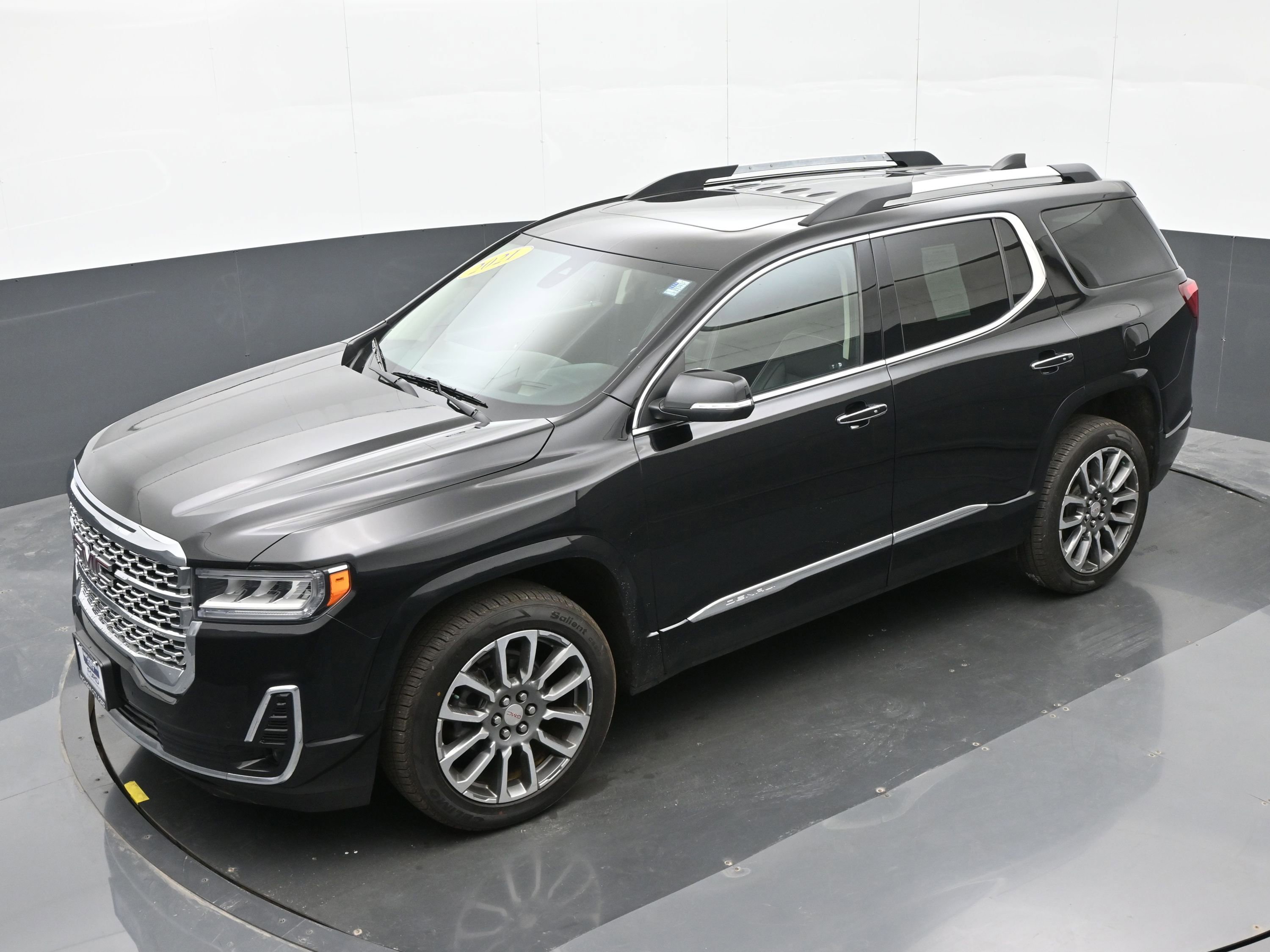 Used 2021 GMC Acadia Denali image 38