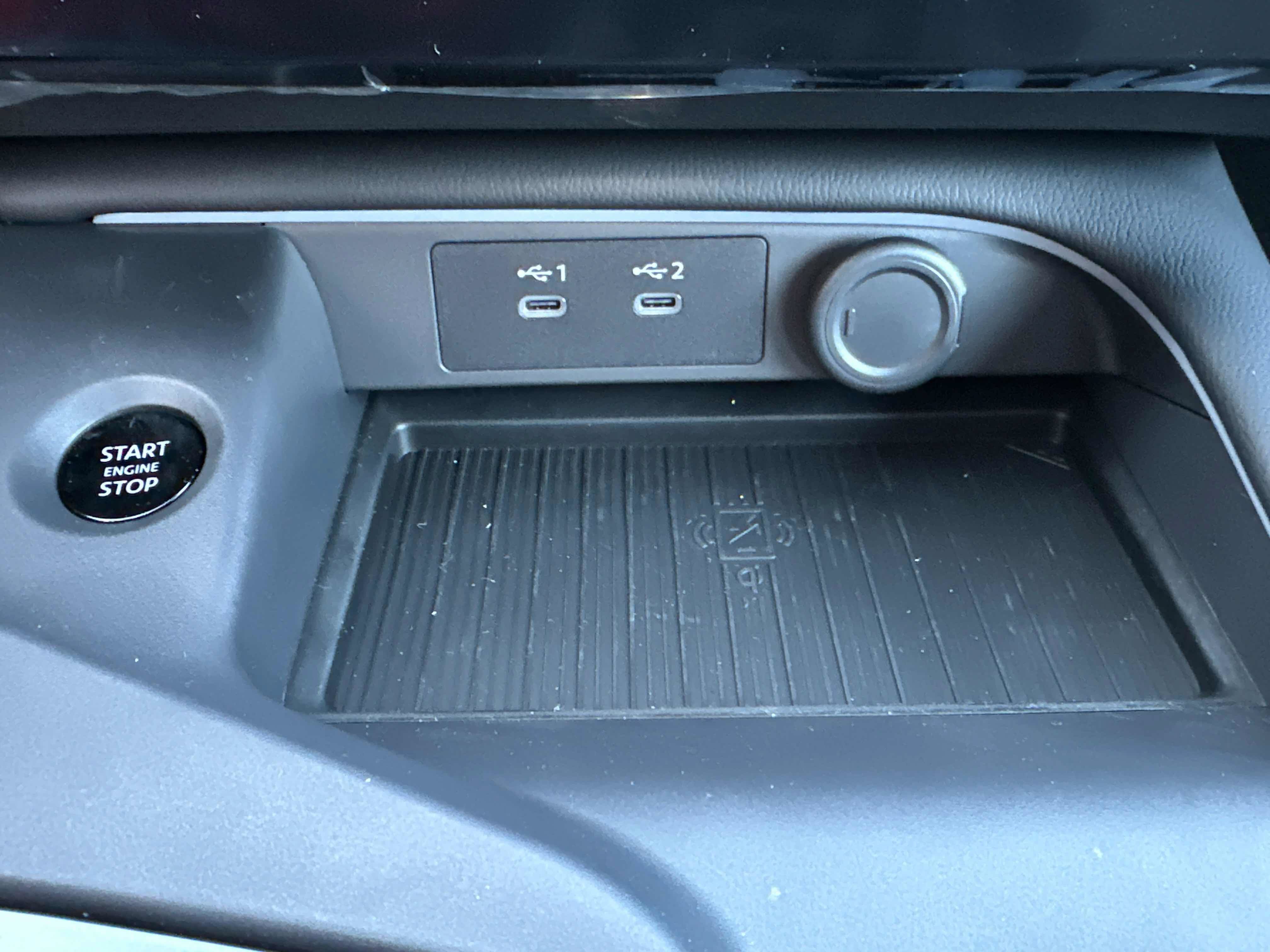 New 2026 Nissan Sentra SR w/ SR Premium Package FWD image 37